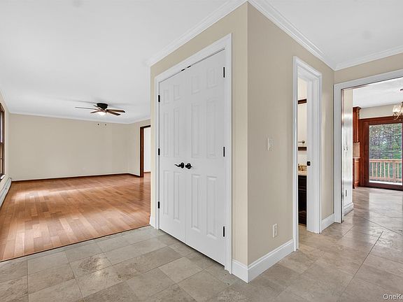 5th image of 1 Aspen Road