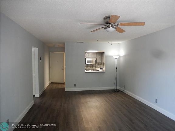 3rd image of 4127 NW 88th Ave APT 205