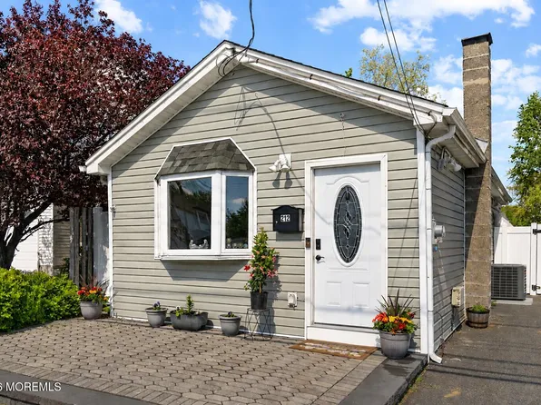 212 Atlantic Street, Keyport, NJ 07735