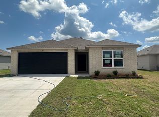 24 Candlelight Dr, Conway, AR 72032