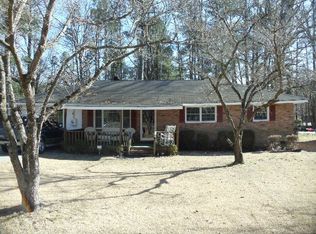 2005 Susan Ln, Rocky Mount, NC 27801