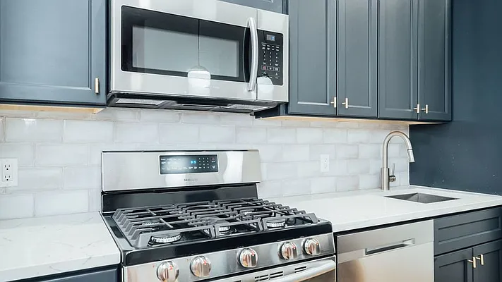 Rented by Nooklyn NYC LLC | media 11