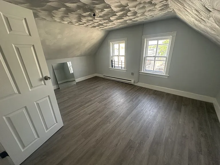 34 Fletcher St #4 — Photo 10
