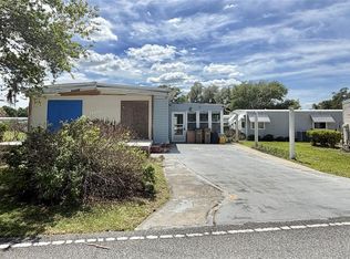 145 Royal Palm Dr, Leesburg, FL 34748