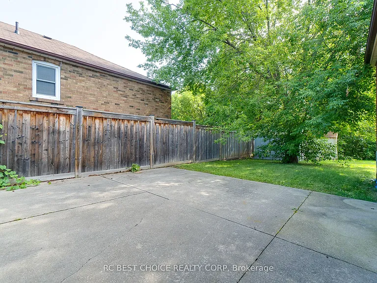 45 Mayall Ave #LOWER — Photo 39