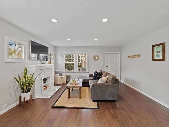 5th image of 540 San Antonio Way