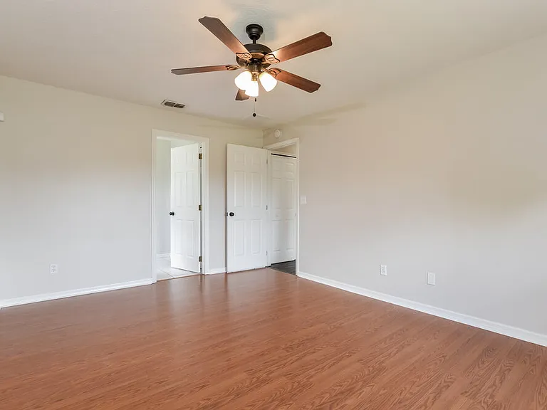 13318 Caspian Ln — Photo 8
