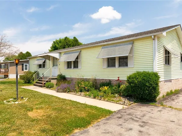 63 Carole Court, Hyde Park, NY 12538