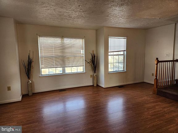 3rd image of 7283 Mahogany Dr #1