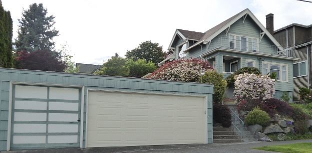 DOUBLE LOT- House & Garage
