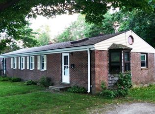 10-12 Beacon View Dr, Fairfield, CT 06825