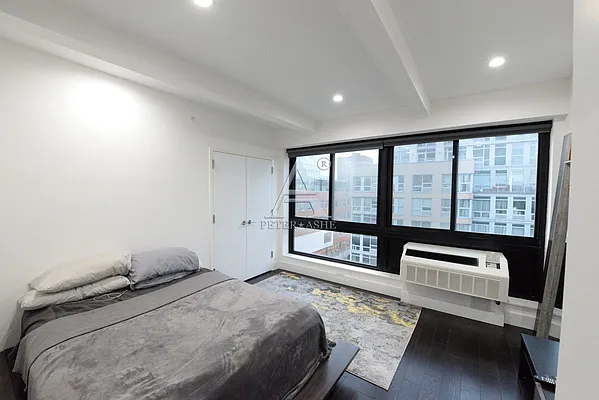 Rented by Peter Ashe | media 28