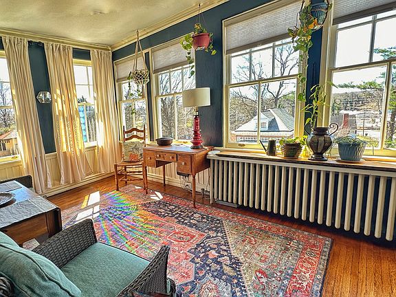 2nd image of 2123 Rivermont Ave APT 301