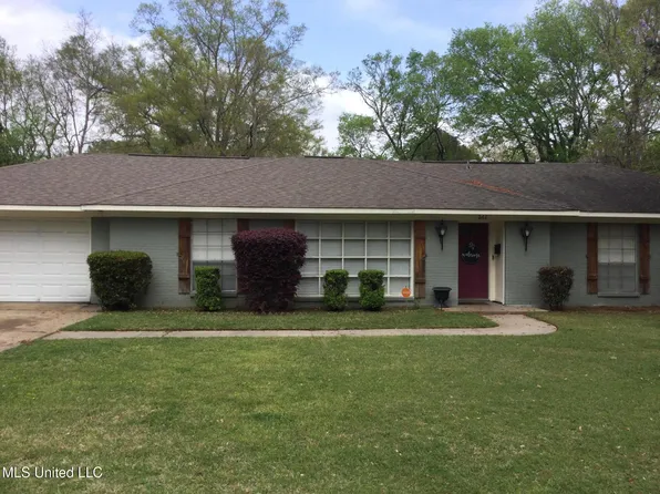 260 Beechcrest Dr, Jackson, MS 39211