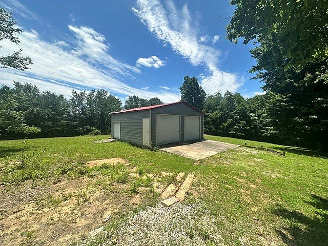 2nd image of 4315 Eller Ridge Rd