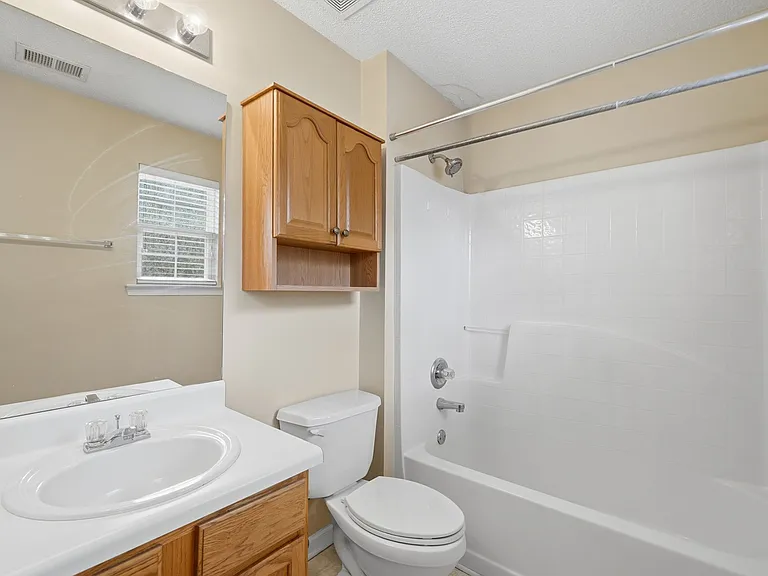 247 Cottonwood Creek Cir #1 — Photo 22
