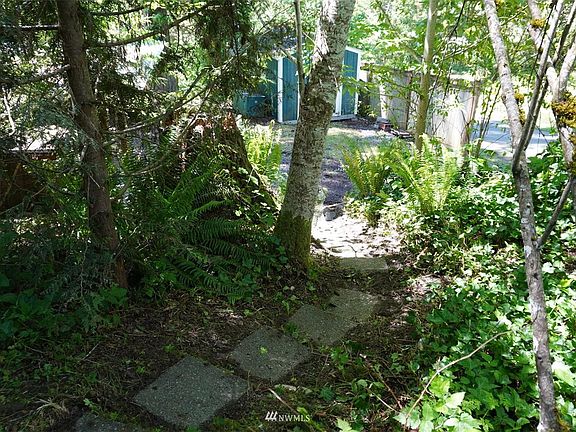 5th image of 12108 414th Street Ct E