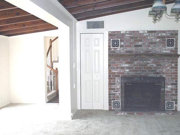5th image of 3005 E Waters Ave
