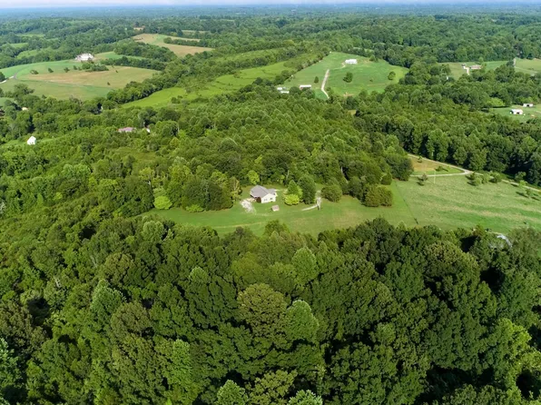 1293 Harris Hollow Rd, Charlotte, TN 37036