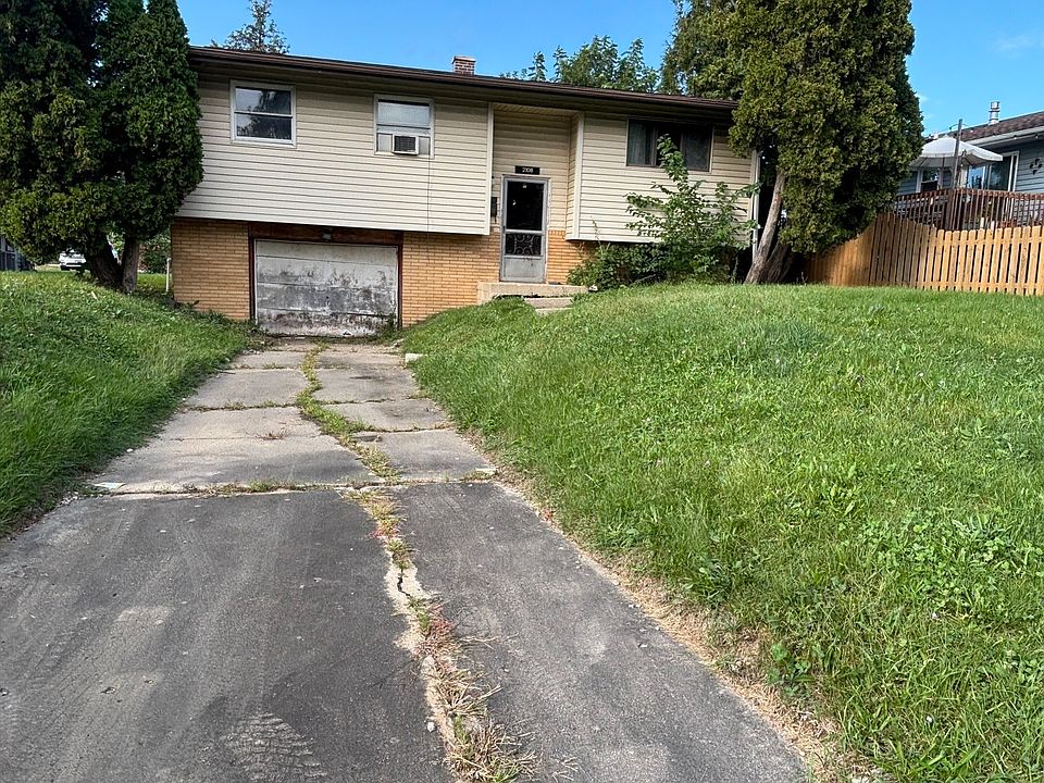 1st image of 2108 Carmel Blvd