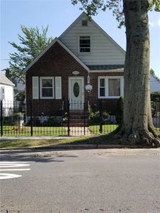 244-24 84th Rd, Bellerose, NY, 11426