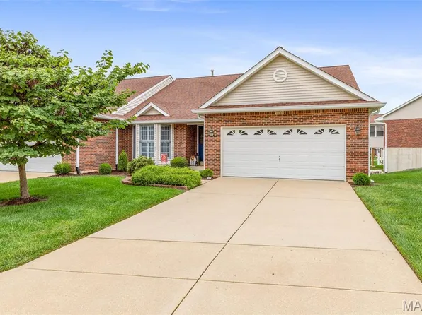 5640 Hillcamp Ct, Saint Louis, MO 63128