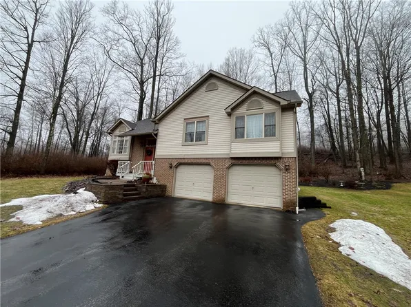 15916 Treasure Lake Rd, Du Bois, PA 15801