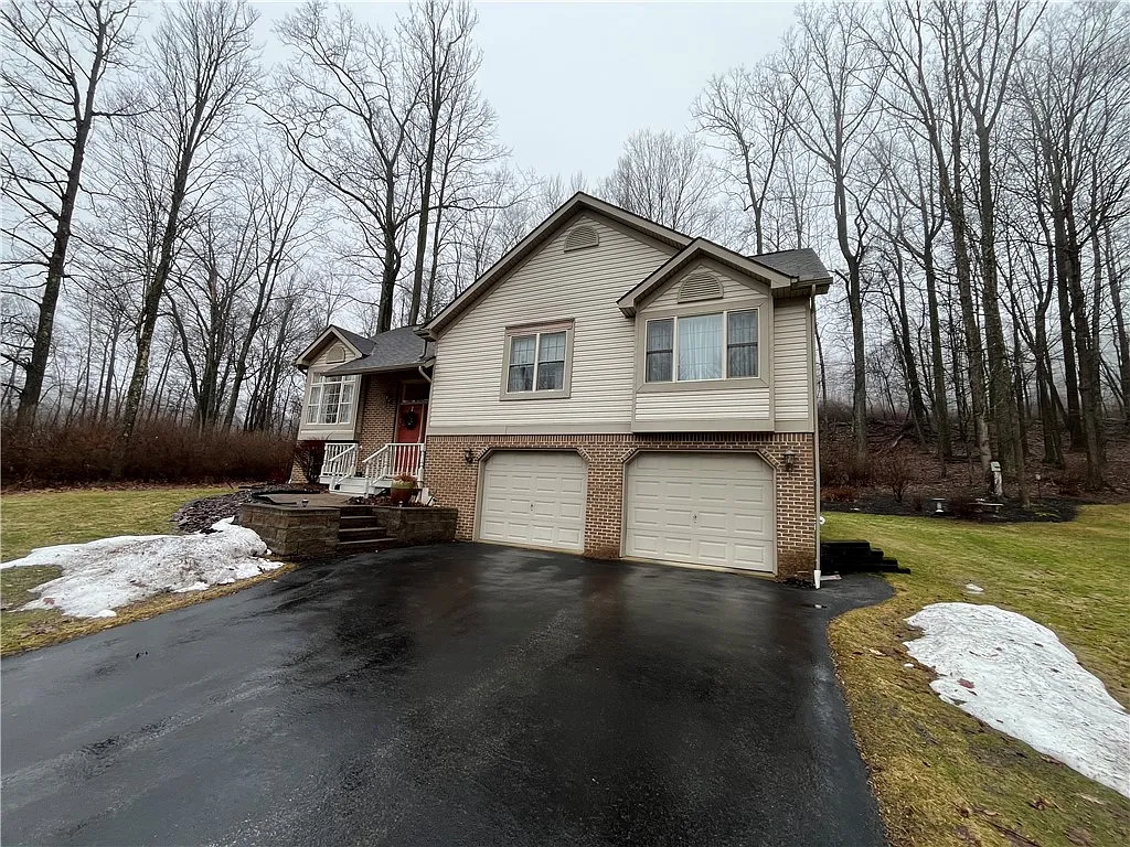 15916 Treasure Lake Rd photo 1