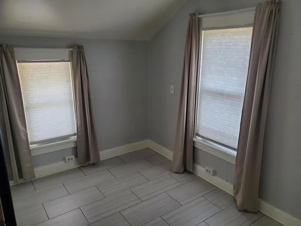 312 Harrison Street - 1/2 — Photo 4