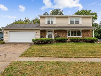 2951 28th Ave, Marion, IA, 52302