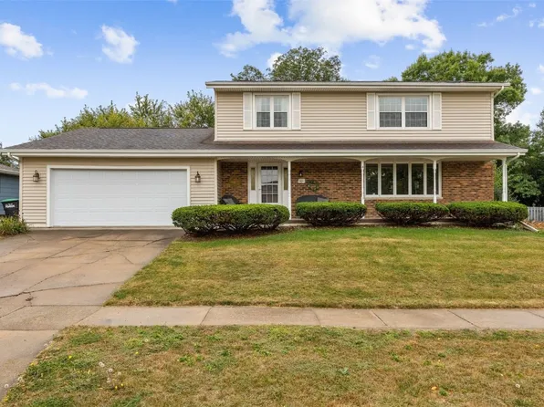 2951 28th Ave, Marion, IA 52302