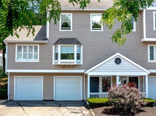 536 Redstone Hill Rd APT 1, Bristol, CT 06010