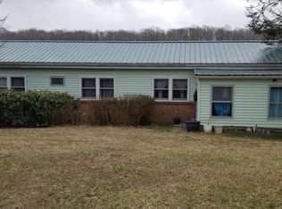 8486 Newport Rd, Catawba, VA 24070