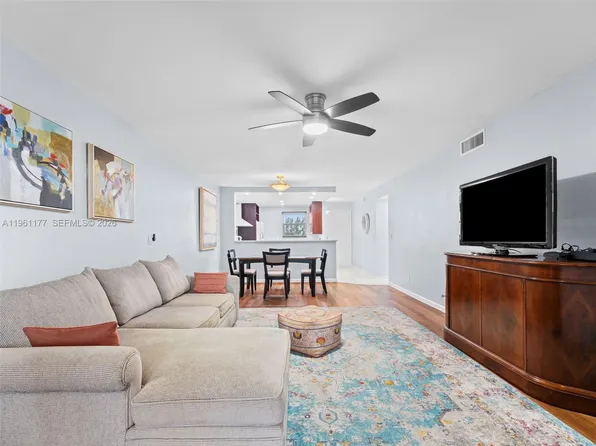 2601 NE 3rd Ct #4030, Boynton Beach, FL 33435