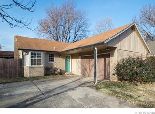 1312 N Hickory Ave, Broken Arrow, OK 74012