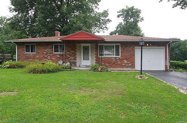 1st image of 123 Hillcrest Dr