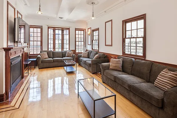 Rented by Leslie J. Garfield | media 16