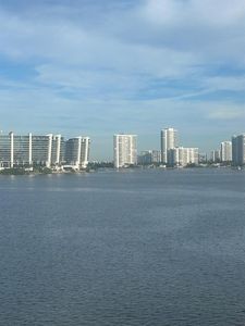 251 174th St APT 418, Sunny Isles Beach, FL, 33160