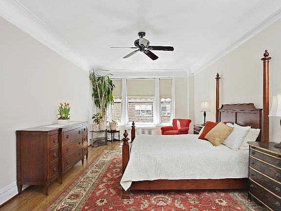 4th image of 1160 Park Ave #9C