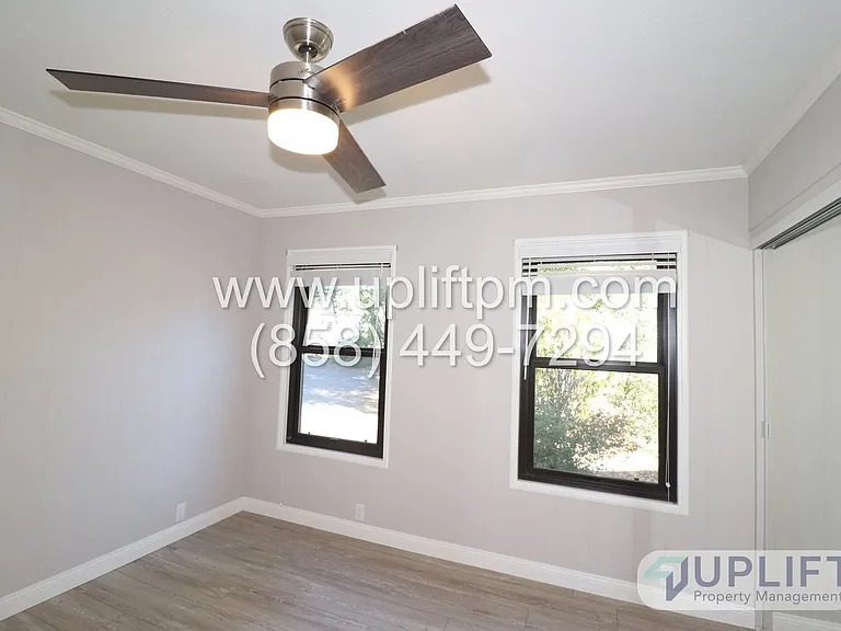 4721 Meadowridge Rd — Photo 15