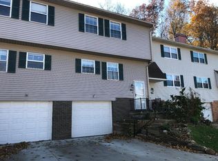 1320 Cedarwood Dr #1320, Kent, OH 44240