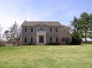 8075 Bevelhymer Rd, Westerville, OH 43081