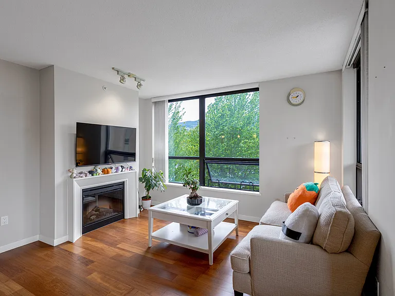 2982 Burlington Dr #5XX — Photo 3