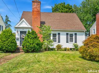 64 Meadowbrook Road, West Hartford, CT 06107