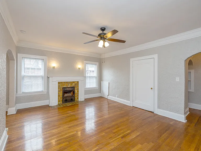 Lewis Manor Apartments — Photo 8