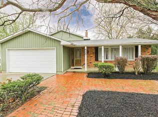 6405 Hopkins Rd, Mentor, OH 44060