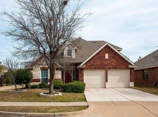 7020 Beacon Dr, Grand Prairie, TX 75054
