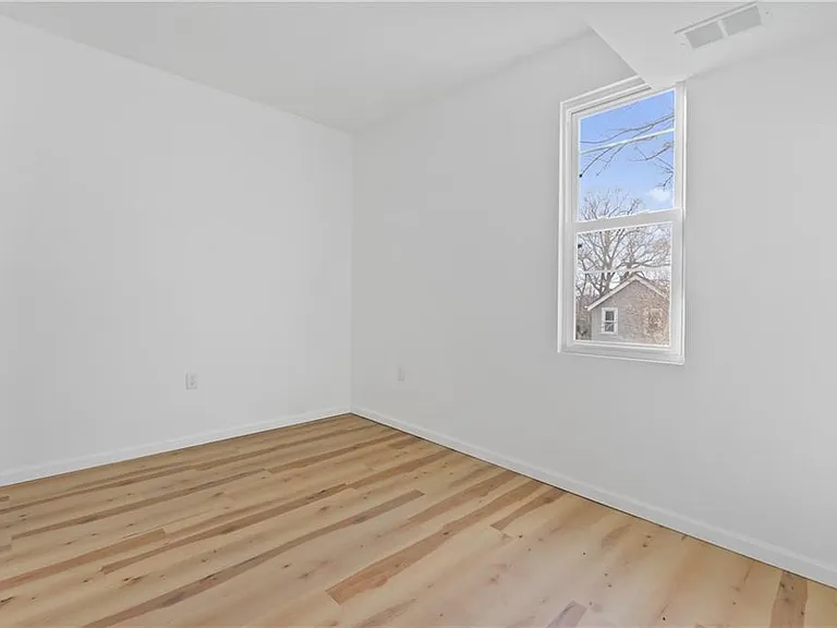 7711 Westmoreland Ave #2 — Photo 7