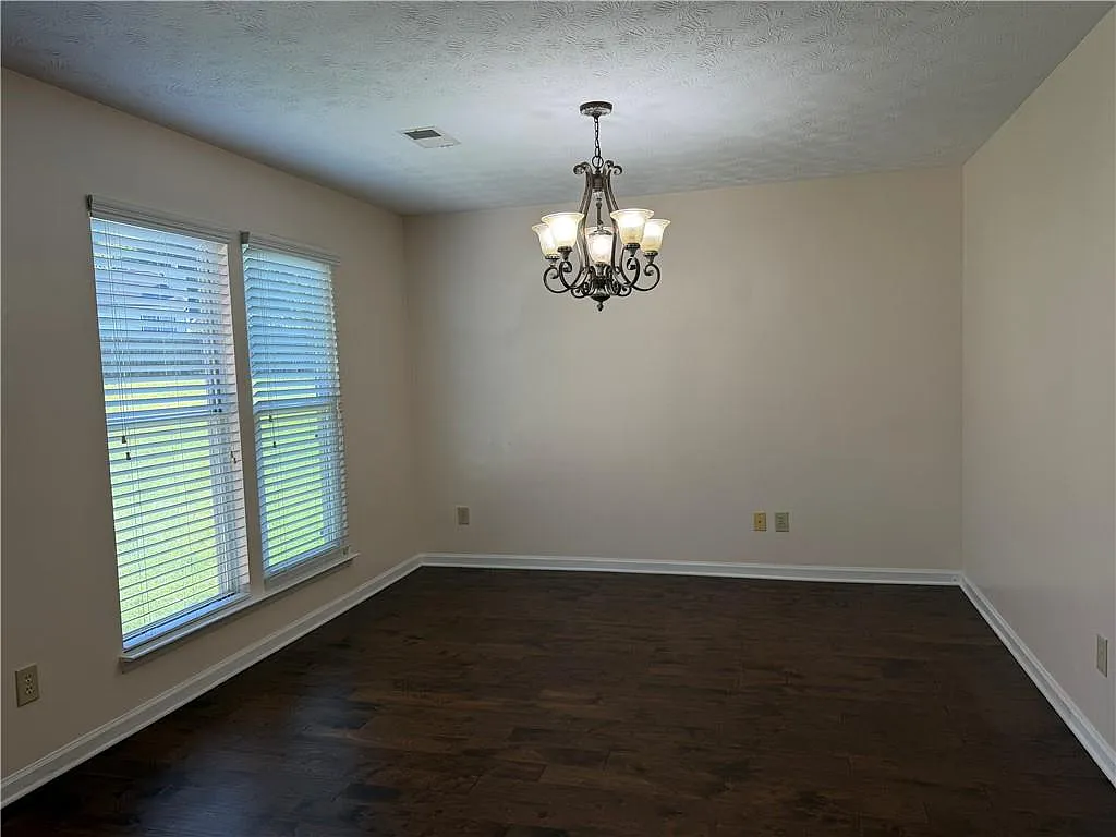 3 bed, 2.5 bath, 1822 sqft, $3,000 — Photo 4