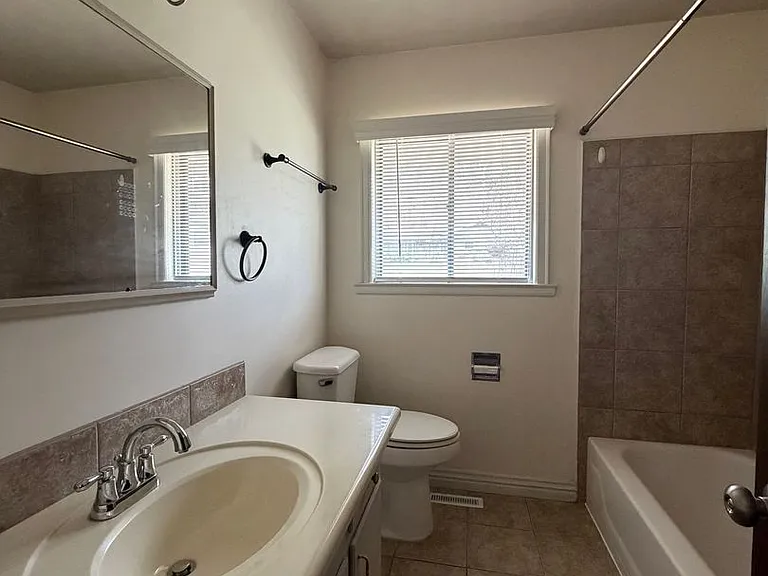 9108 Bluff Dr — Photo 14